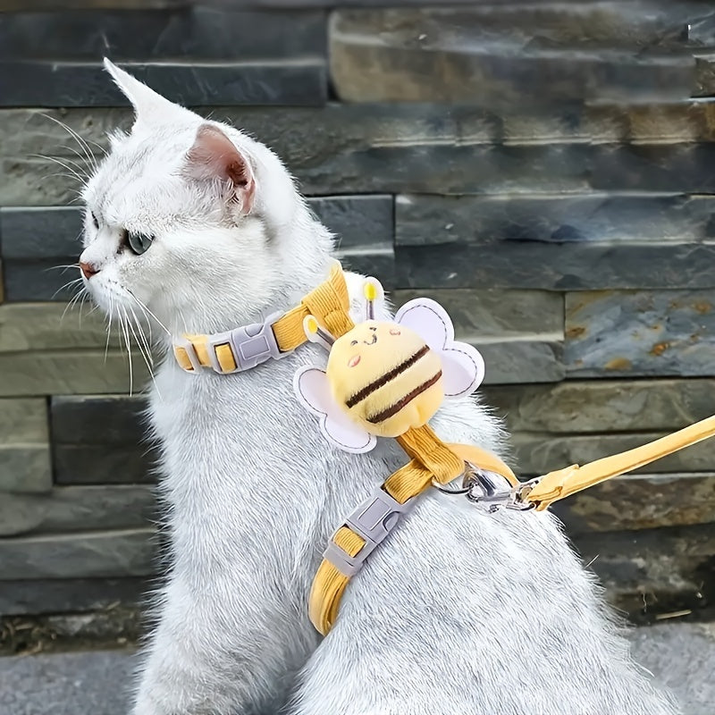 Conjunto de coleira para gatos xadrez de abelha fofa à prova de fuga, ajustável gatos grandes e pequenos, coleira leve e macia Petsafe.